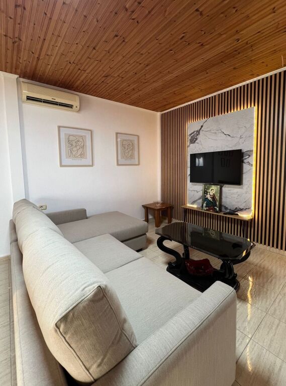 SHITET APARTAMENT 2+1+VERANDE ME PAMJE DETI , SARANDE