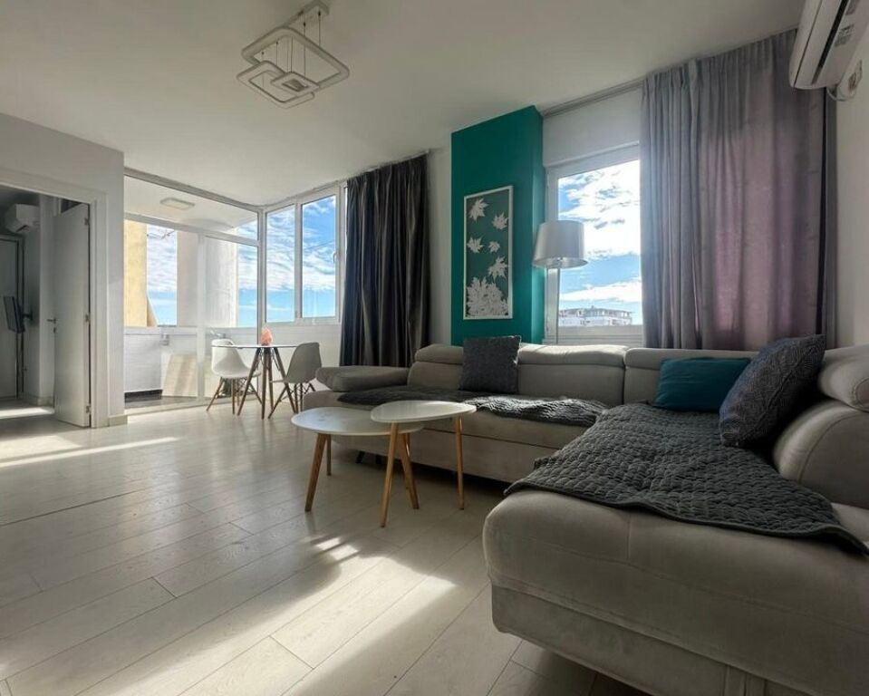 Stacioni i Trenit, shesim apartament 1+1 140,000 €