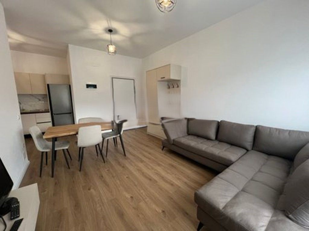 Apartament me qira në Rezidencën Kaimi, Ali Demi 2+1!