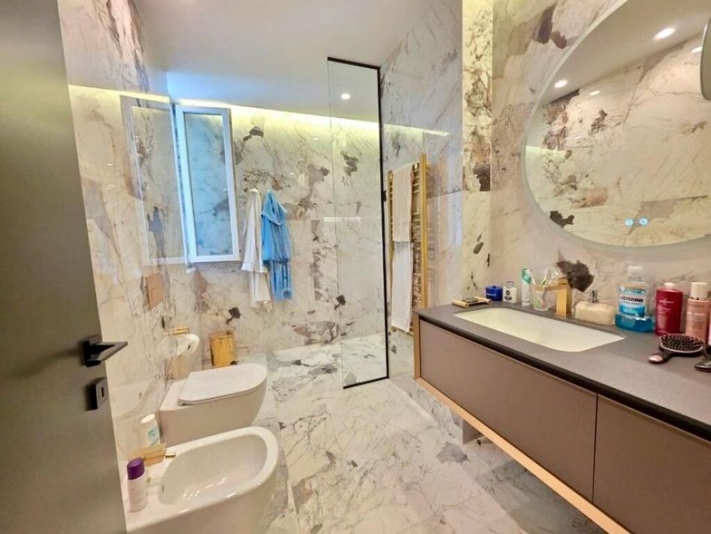 Apartment 3+1+2 +2 balconies for sale, Botanical Garden, Zoological in Tirana.