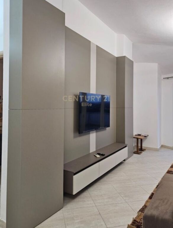 ✨ Penthouse 2+1+2 me qera