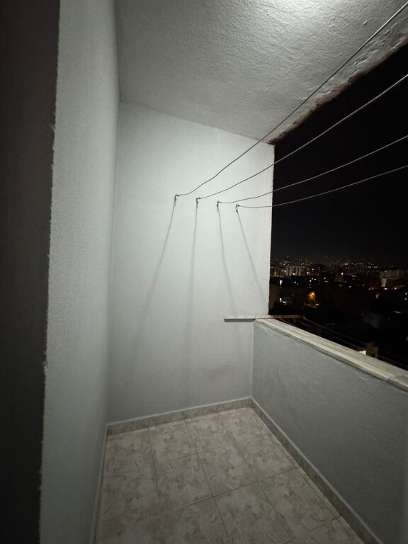 ZYRE ME QIRA RR. DIBRES 98 M2 500 EURO