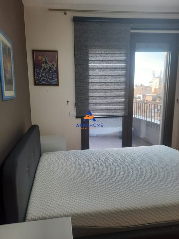 SHITET APARTAMENT 1+1 "TE RRUGA KONGRESI I MANASTIRIT" 95.000 EURO