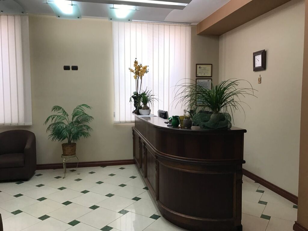 VENDITA AMBIENTE COMMERCIALE EDIFICIO FLY, DURAZZO