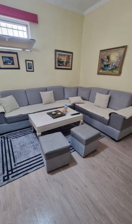 APARTAMENT ME QERA 2+1 21 DHJETORI 60.000 LEKE