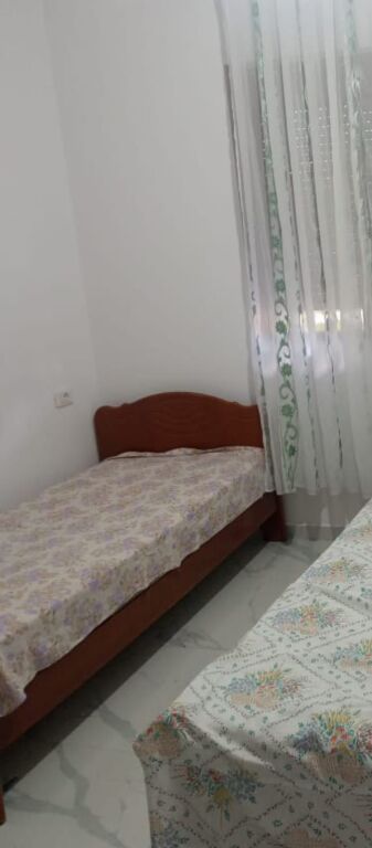 APARTAMENT 2+1. 35000 LEKE.ASTIR,BAR ARTISTI