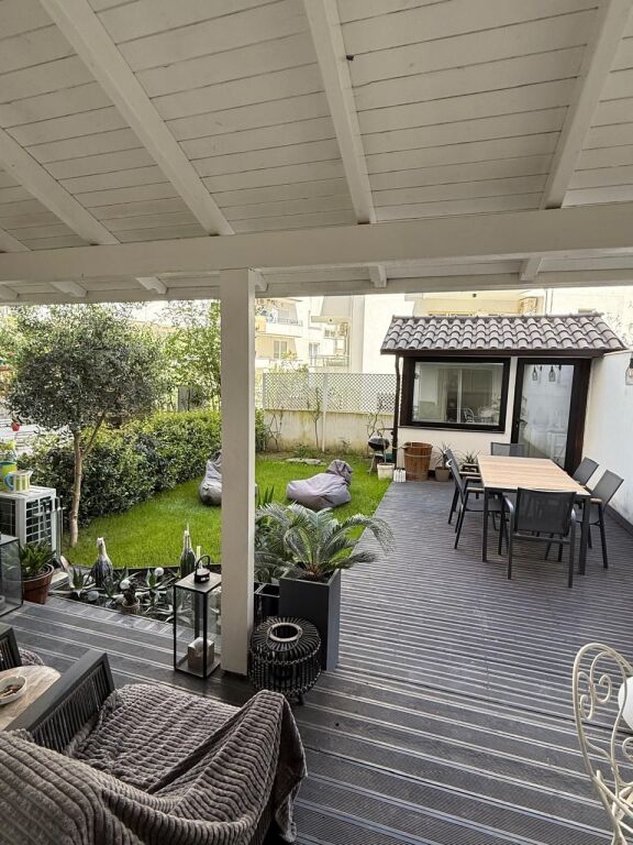 SHITET APARTAMENT 2+1 ME OBORR QERRET,NGJITUR ME HOTEL SUPREME