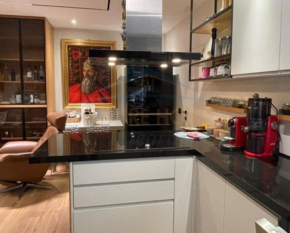 Rent, Apartment 2+1+2, Shallvaret, Tirana.