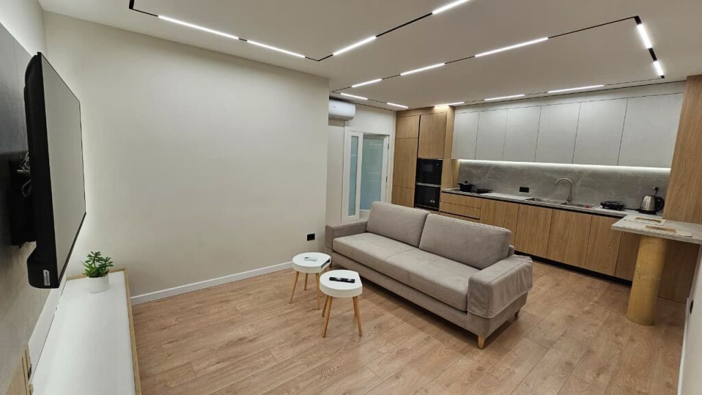 Apartment 2+1 for Rent, Paris Municipality, very close to the roundabout!