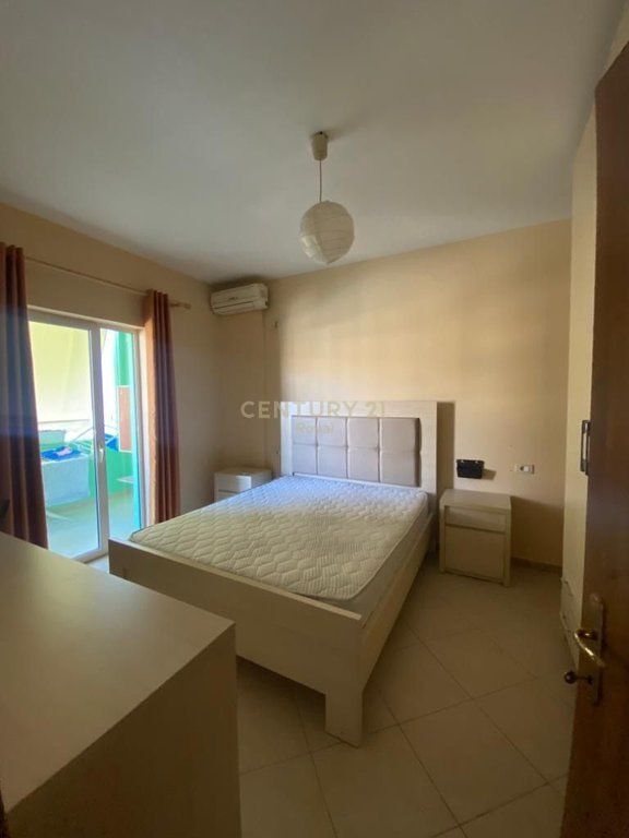 For Rent Apartment 2+1+2 – Zogu i Zi