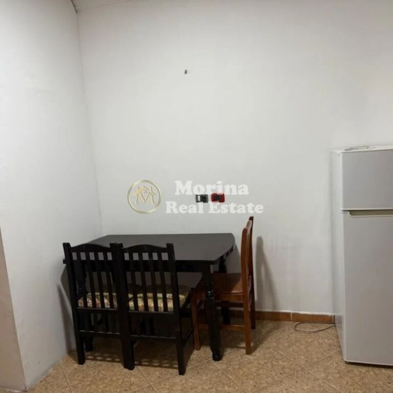 Qera | Shtëpi private 2 + 1 | Rruga e Dibrës | 430 €/muaj