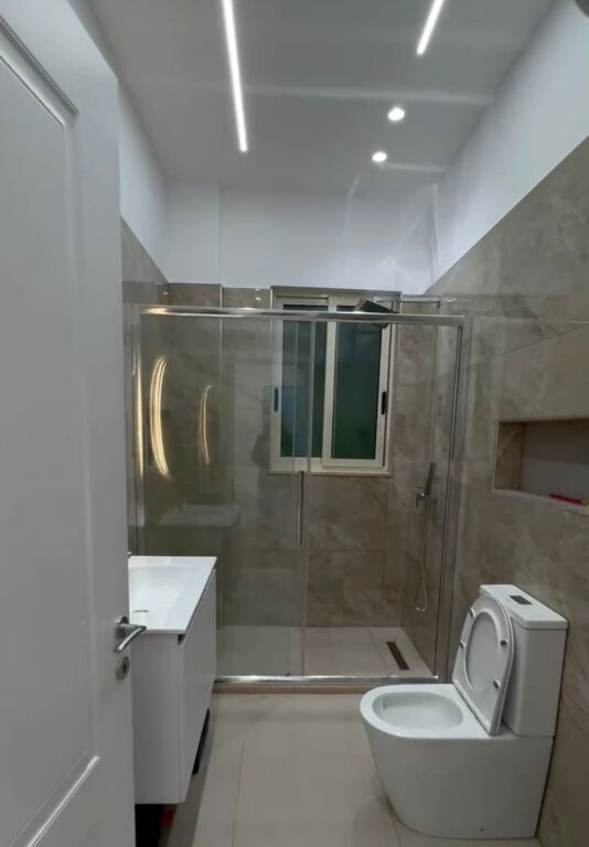 SHITET APARTAMENT 1+1 NË ASTIR!