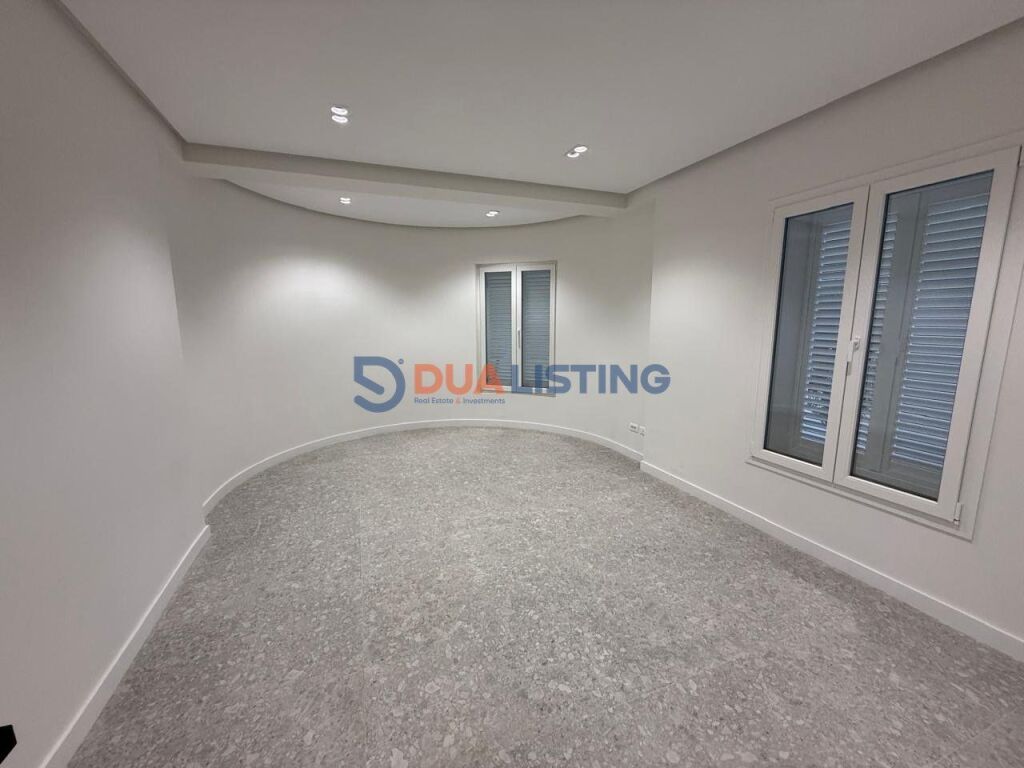 Edificio premium in affitto, Via Elbasanit!