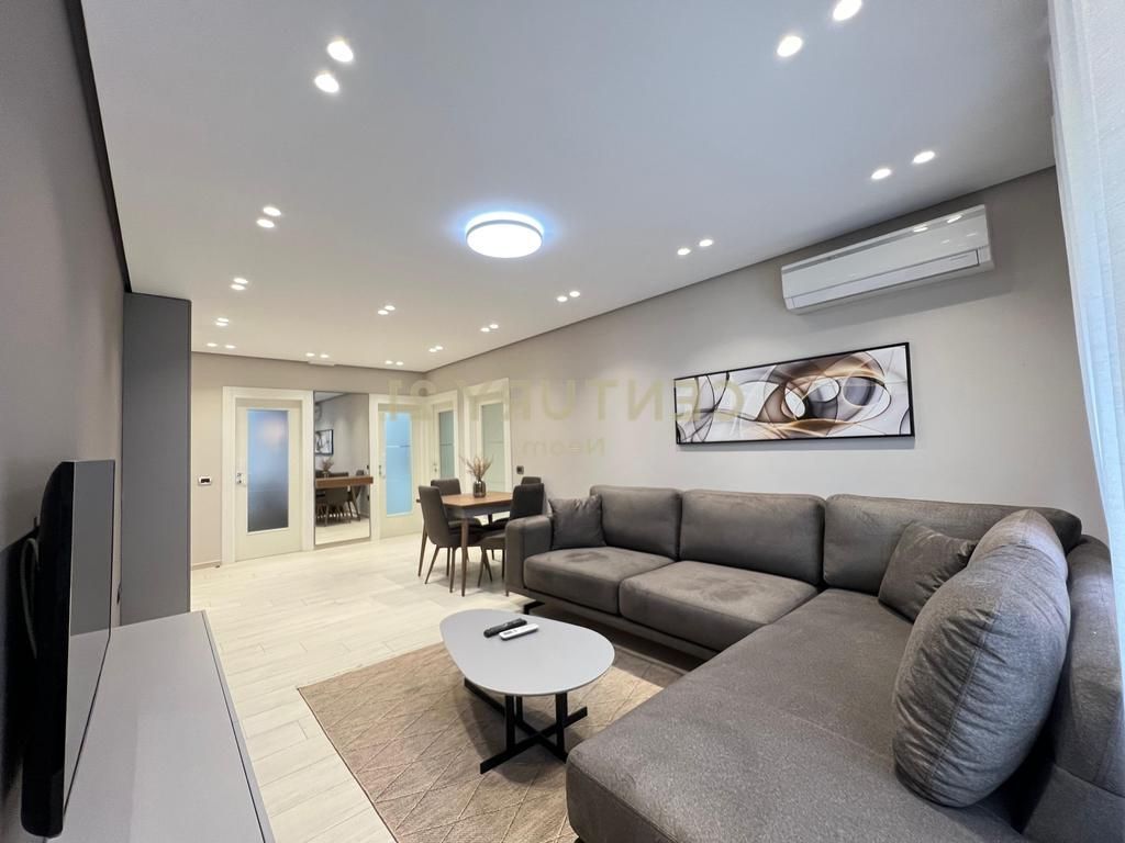 QIRA, APARTAMENT PREMIUM 2+1 NE QENDER, SHESHI SKENDERBEJ