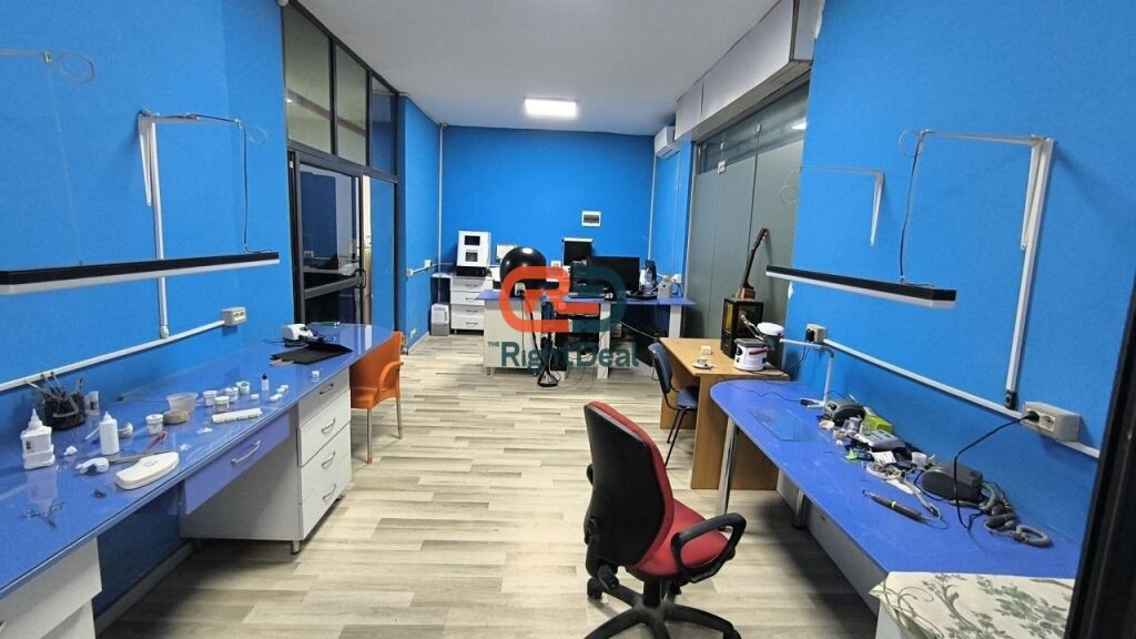 In Lapraka, Business Unit Ideal for Investment for Sale !!