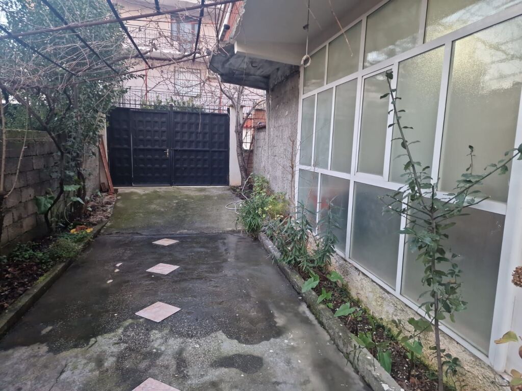 Private house for rent at the former refrigerator