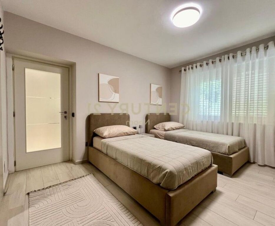 QIRA, APARTAMENT PREMIUM 2+1 NE QENDER, SHESHI SKENDERBEJ