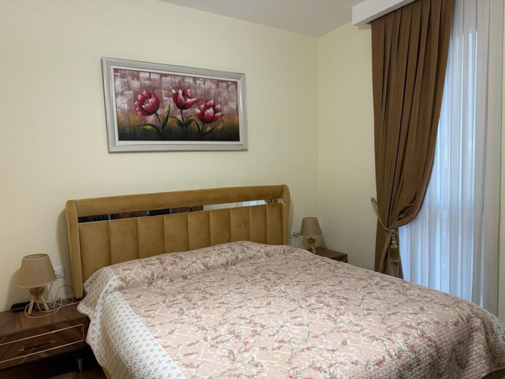 Modern Apartment for Rent at Former Dinamo Factory - 5th May Street !!