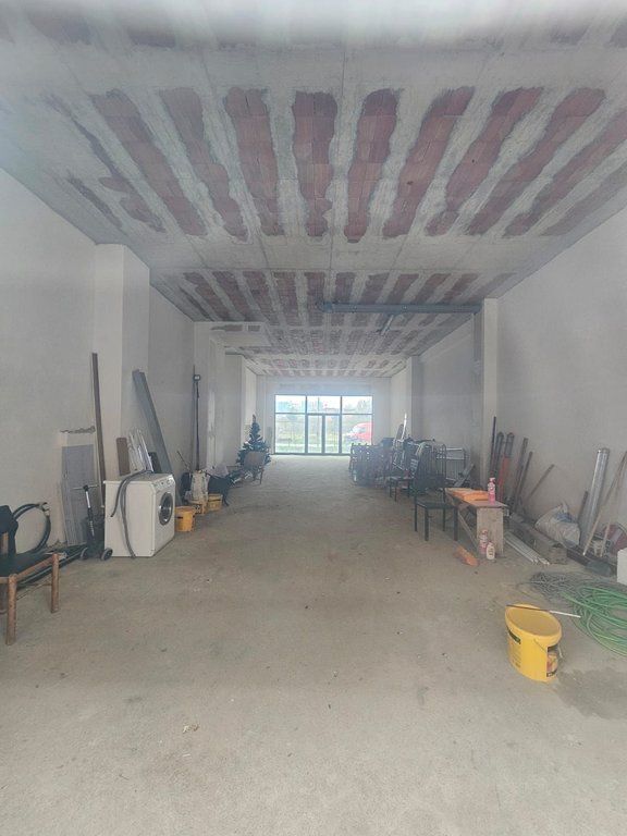 Ambient Komercial me Qira – Oasis Rezidence 2