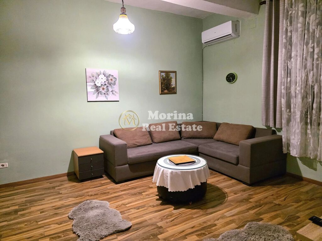 Affitto | Villa 1 + 1 | Via Myslym Shyri | 500 €/mese