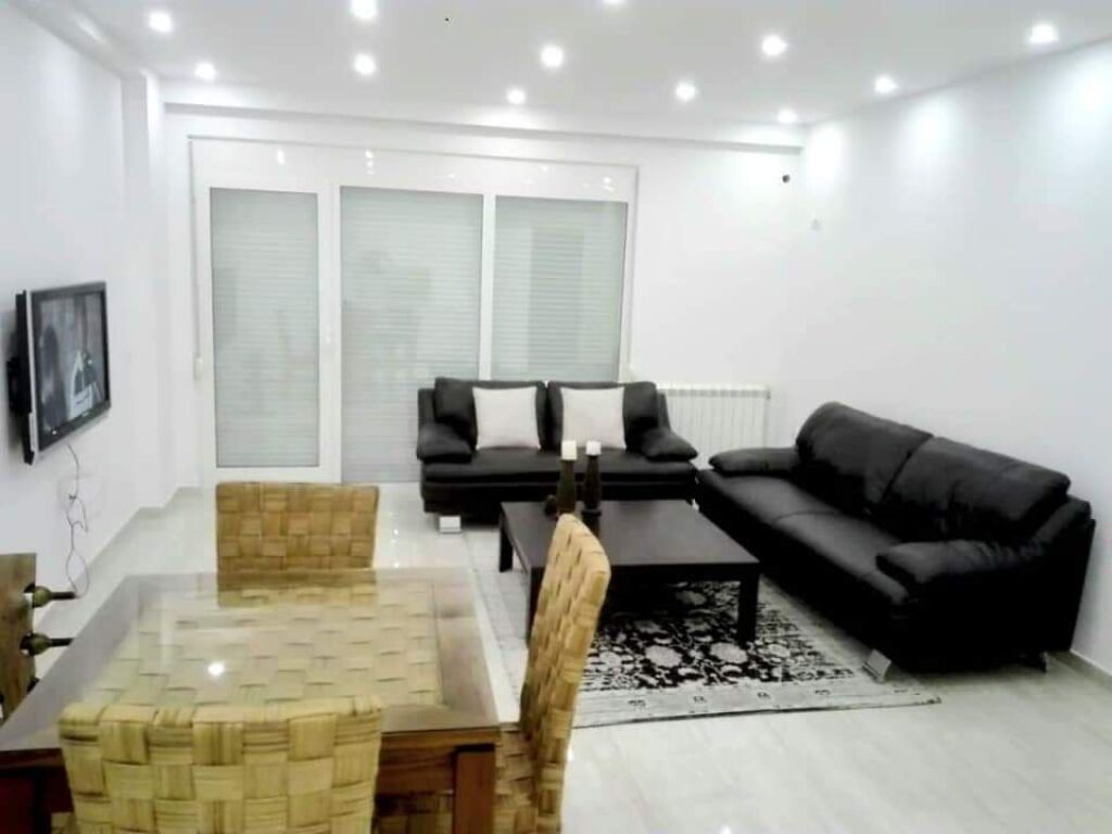 Apartament 1+1 Parku/ prane 21shit