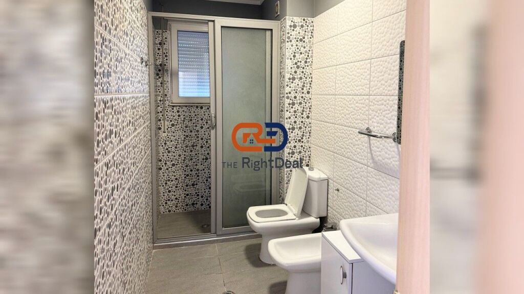 Alla Estensione Residenza Kodra Diellit 1, Duplex 3+1 In Affitto Con Posto Auto Incluso Nel Prezzo!!