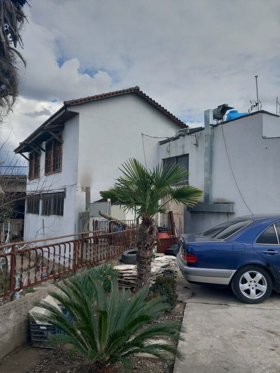 OPPORTUNITY, RENTAL PROPERTY, 1300 SQUARE METERS, 300 SQUARE METERS BUILDING AND 1000 SQUARE METERS LAND