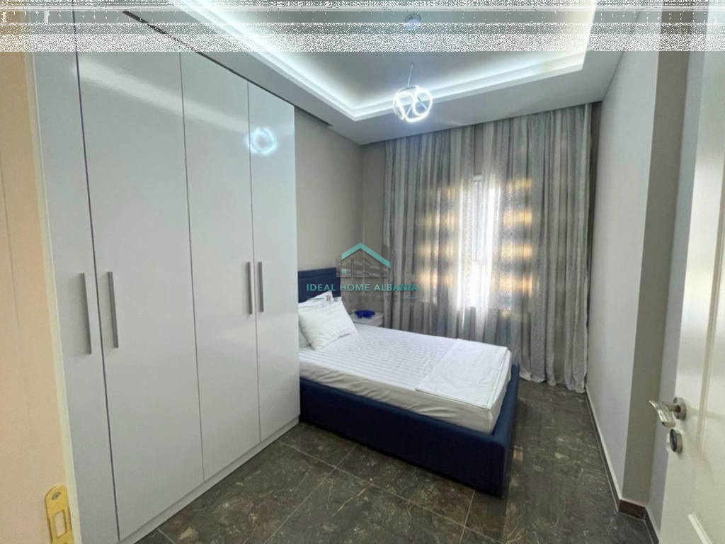 Jepet me Qera Penthouse Luksoze – Ish Kombinati, Vlore