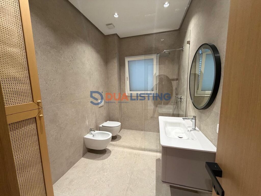 Premium building for Rent, Elbasan Street!