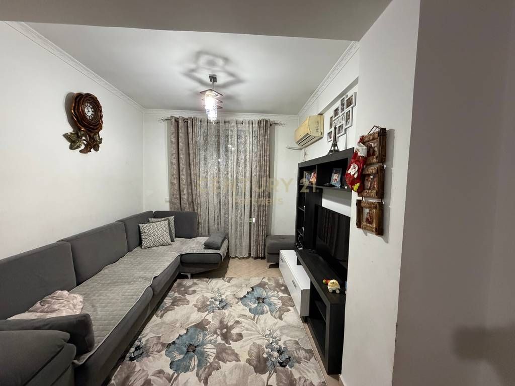 SHESIM APARTAMENT 3+1+2 NE ASTIR AFER RRETHIT!