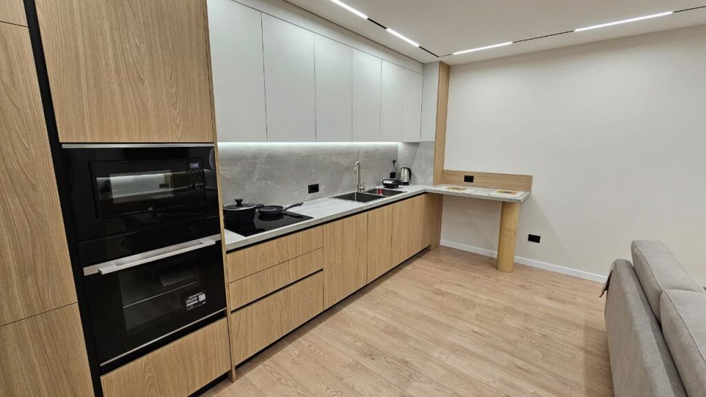 Apartment 2+1 for Rent, Paris Municipality, very close to the roundabout!