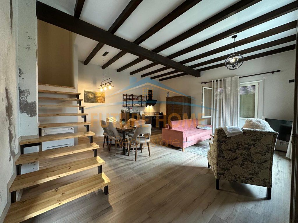 Vile me qira ne Petrele