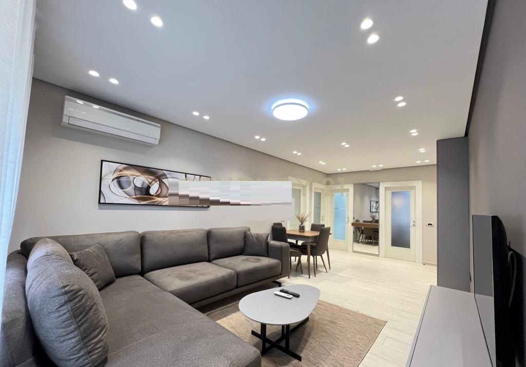 JEPET ME QIRA, APARTAMENT PREMIUM 2+1  QENDËR