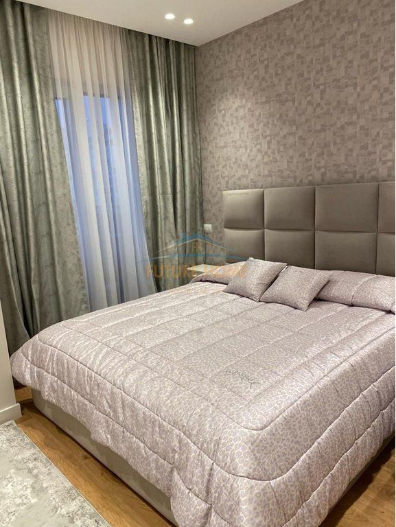 Shitet Apartament Luxury 3+1+2, Fusha e Aviacionit ,Tirane