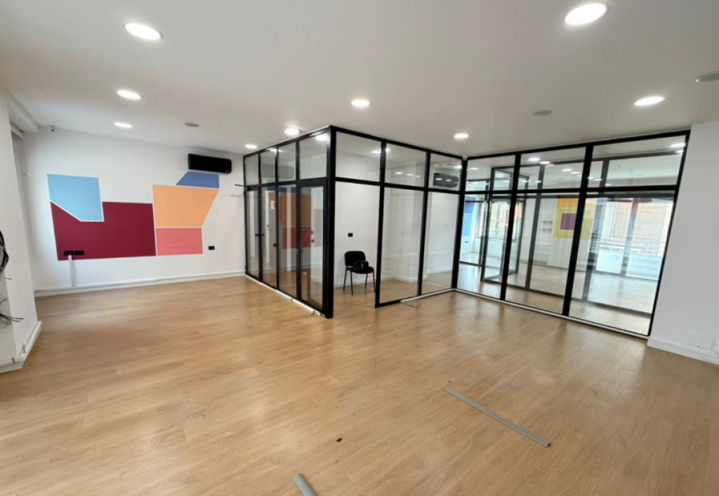 🏢 Ufficio in Affitto – Delijorgji