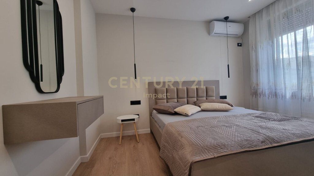 Appartamento 2+1 In Affitto a Komuna e Parisit, Via Medar Shtylla, Tirana - 900€!