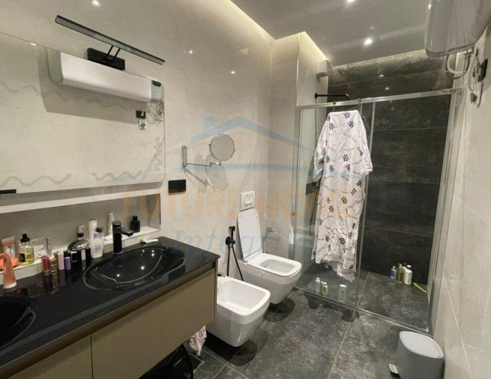 Rent, Apartment 2+1+2, Shallvaret, Tirana.