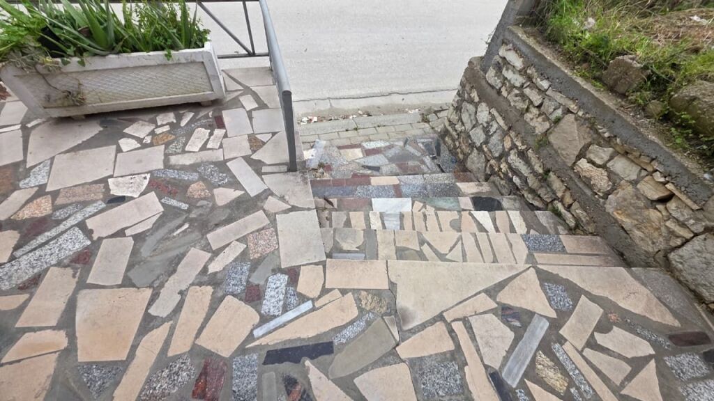 🏬 SHOP FOR RENT – BISHTI I KALLDËRIMIT, VLORË