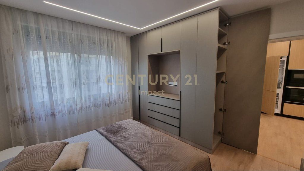 Appartamento 2+1 In Affitto a Komuna e Parisit, Via Medar Shtylla, Tirana - 900€!