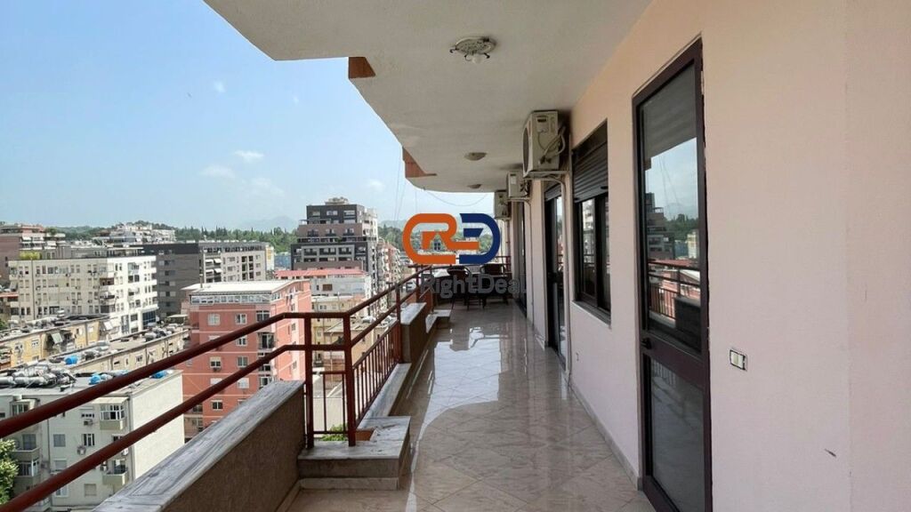 A Bllok, Appartamento 2+1+2 In Affitto Con Vista Libera!