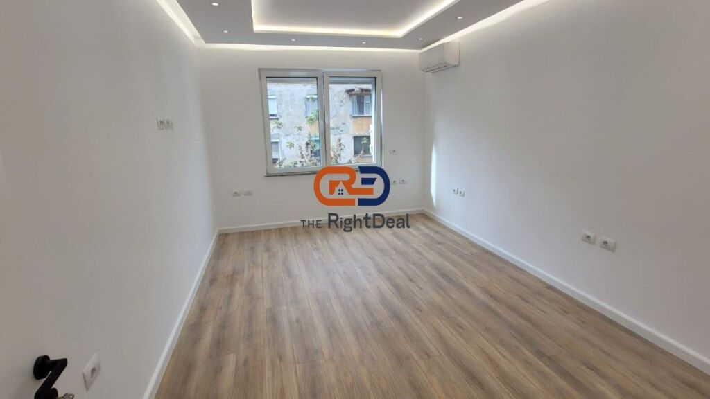 At Kafe Flora, Super Space for Office Rent with Perfect Location!!!