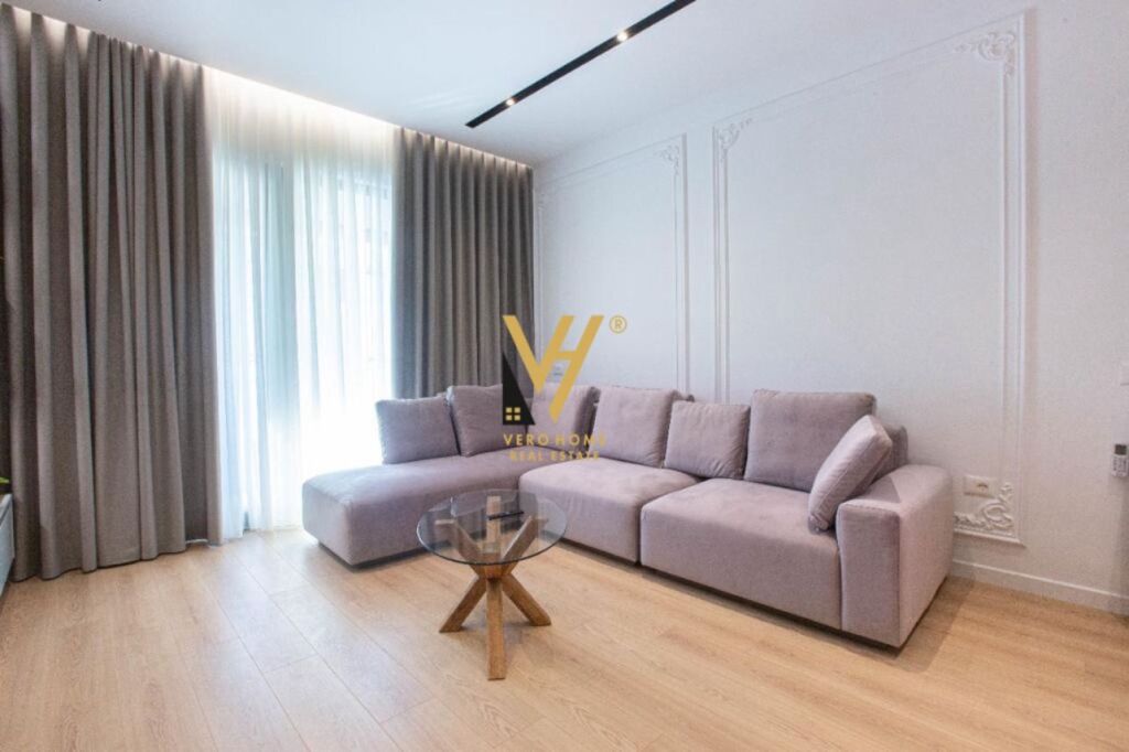 AFFITTASI APPARTAMENTO 1+1 PRESSO SQUARE 21 900 EURO