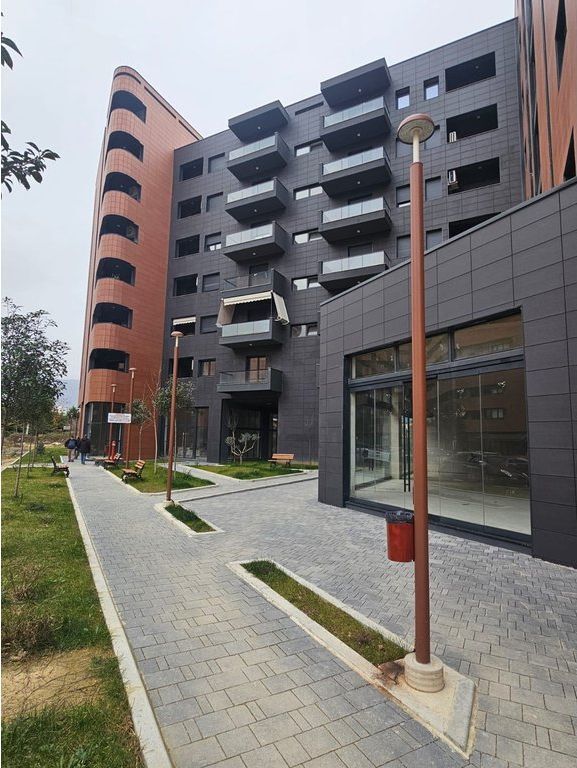 Ambient Komercial me Qira – Oasis Rezidence 2