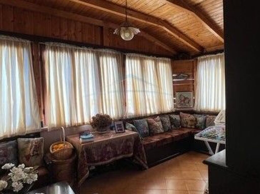 Shitet, Apartament 2+1, Zogu i Zi, Tirane