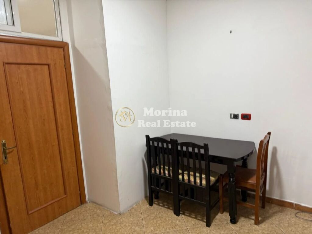 Qera | Shtëpi private 2 + 1 | Rruga e Dibrës | 430 €/muaj