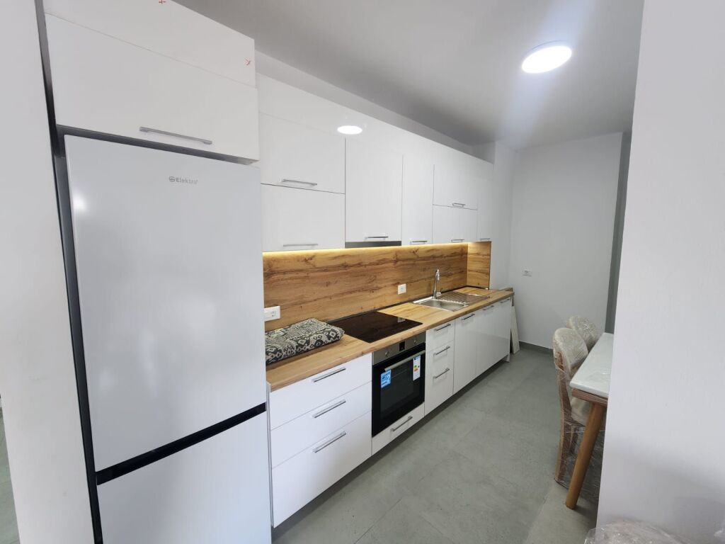 APARTAMENT 2+1 PER QERA PRANE KAZAZIT, DURRËS