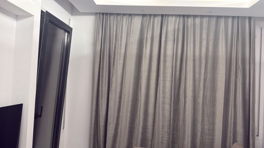 Affittasi Appartamento 1+1+1 Balcone