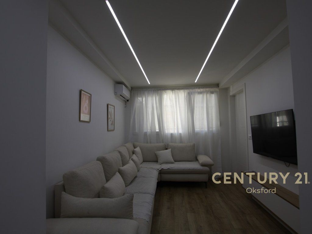 Appartamento 1+1 in affitto, in via "21 DHJETORI"!