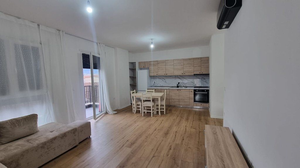 Qera, Apartament 2+1+2, Trio Tower, Don Bosko