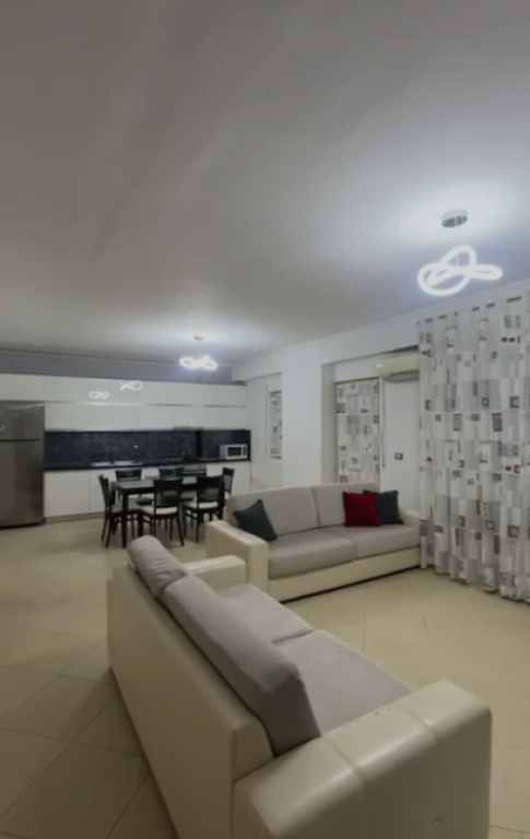 SHITET 1+1 NE BULEVARD DURRES